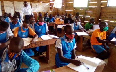 Bau von 10 Lehrerwohnungen für den Kindergarten und die Grundschule der Divine Mercy Foundation im Flüchtlingslager von Kiryandongo, Uganda