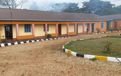 Bau eines Schülerheimes und des Verwaltungsblocks für die Grundschule St. Mary Immaculate von Mavanga in Tanzania